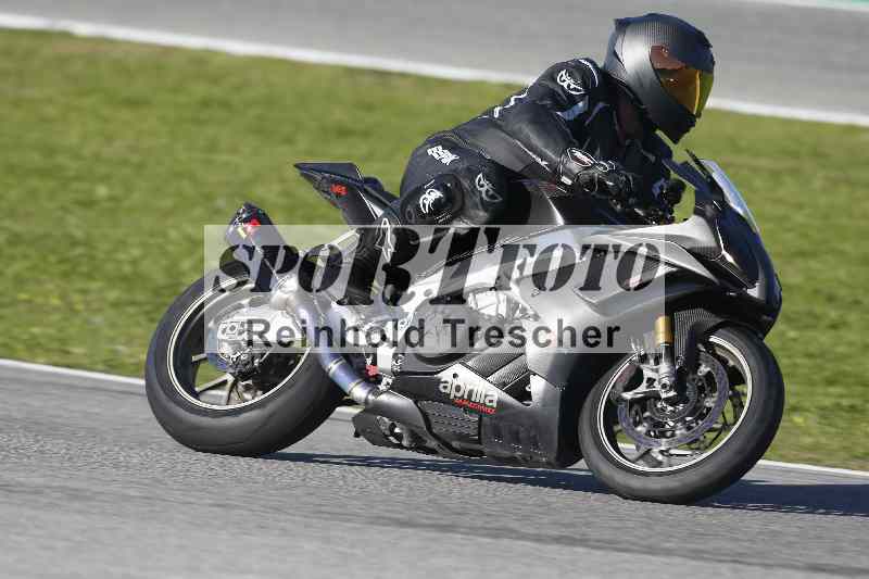 Archiv-2025/02 28.-31.01.2025 Moto Center Thun Jerez/gruen-green/83